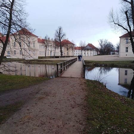 Marstall Im Schlosspark Rheinsberg Εξωτερικό φωτογραφία