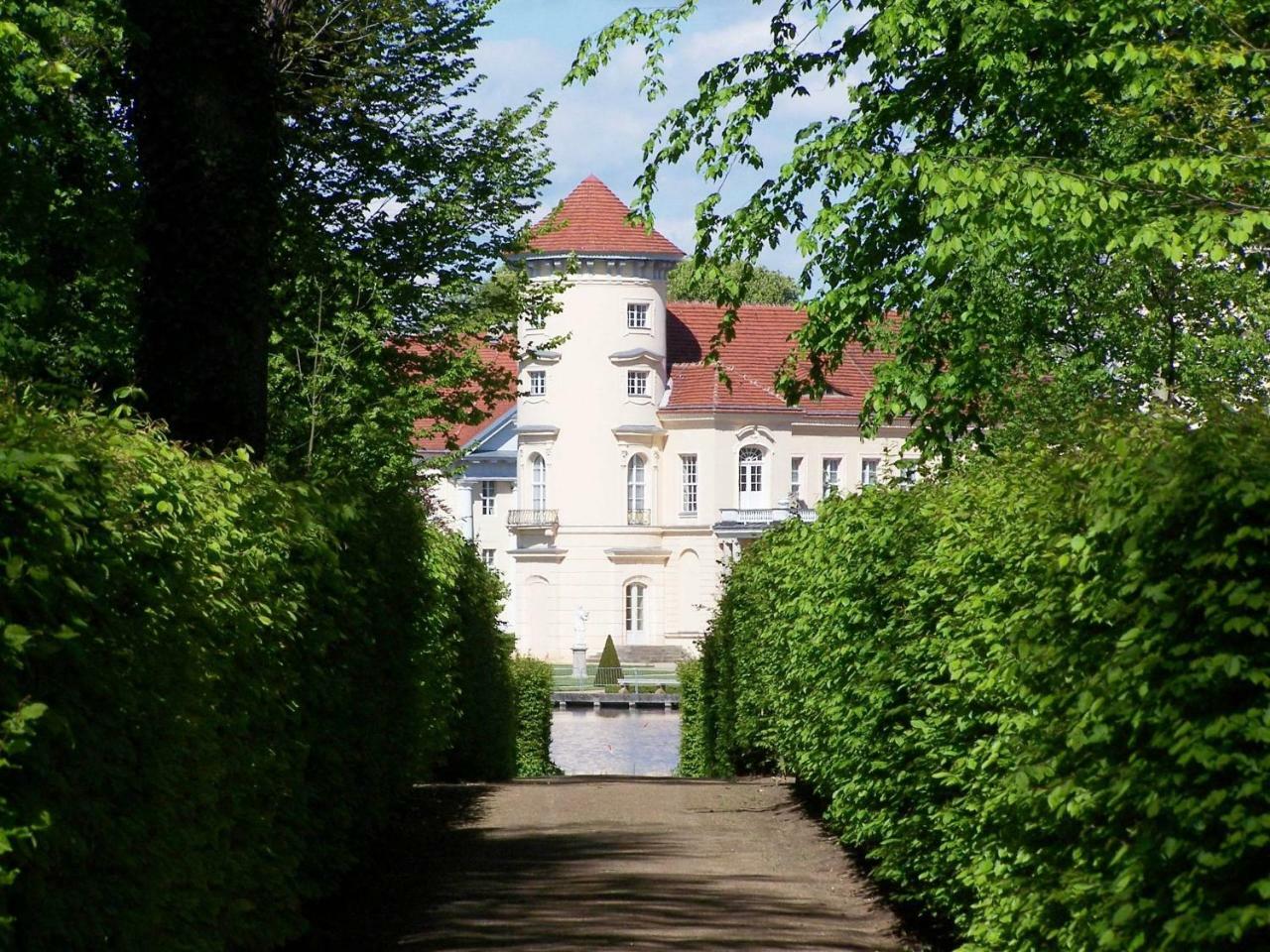 Marstall Im Schlosspark Rheinsberg Εξωτερικό φωτογραφία