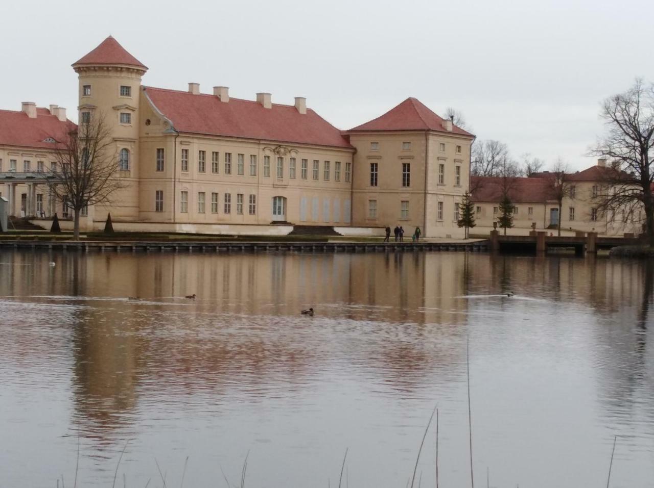 Marstall Im Schlosspark Rheinsberg Εξωτερικό φωτογραφία
